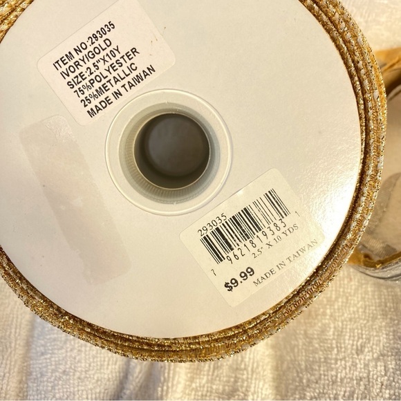 Alert…there are additional rolls I put on 1 spool. See closely for quantity. - Picture 7 of 16